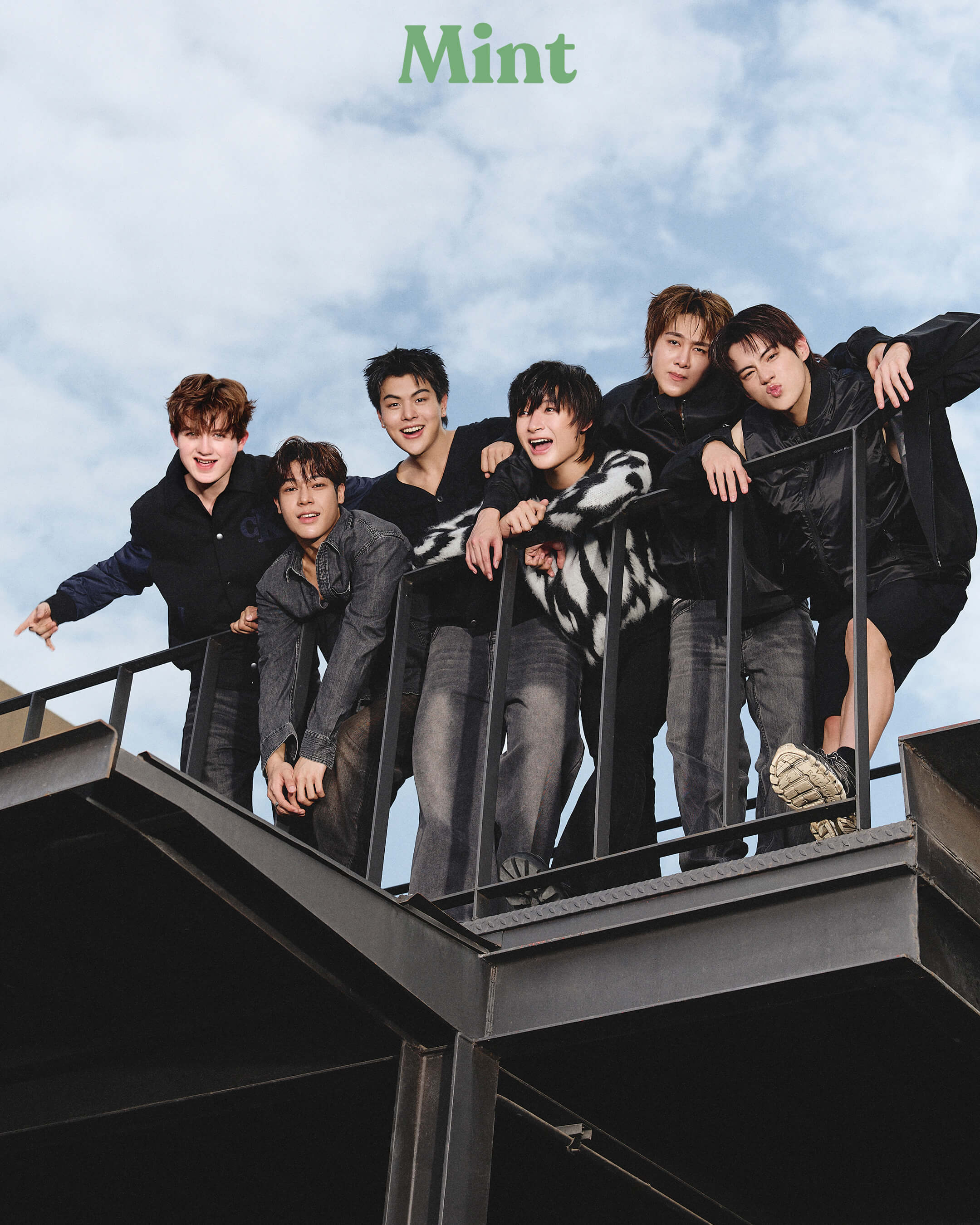 จัดว่าคูล! CIR*CRL บอยกรุ๊ปน้องใหม่ T-POP ยกแก๊งซ่าอวดลุคเท่ใน Mint Debut