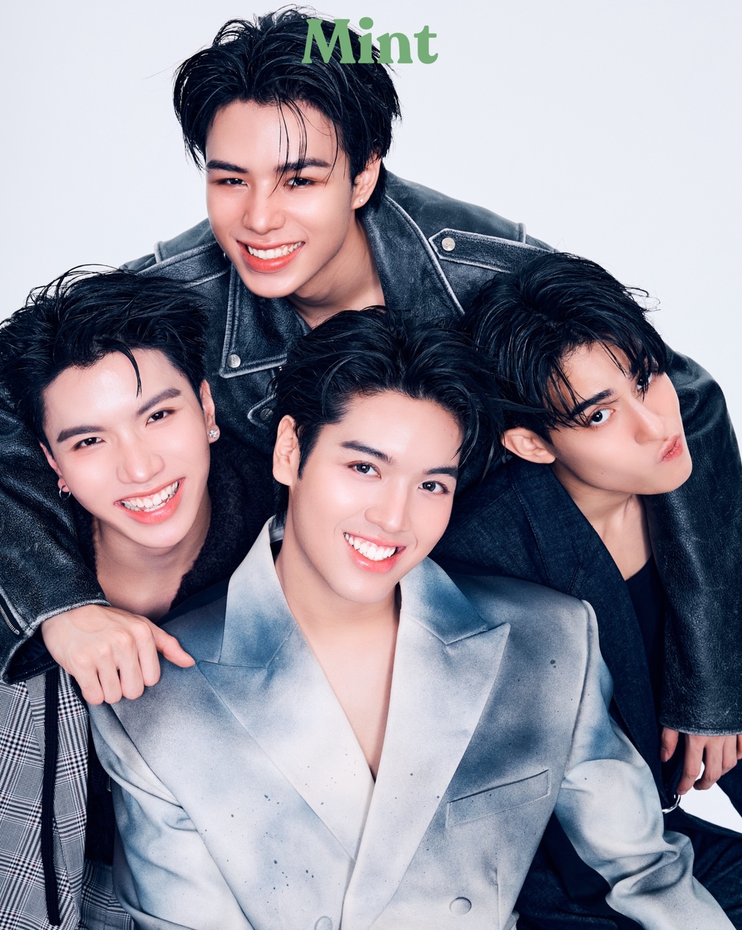 INTERVIEW : พูดคุยกับ CLO'VER น้องใหม่ใบสี่แฉกตัวแทนความโชคดีที่พร้อมเปล่งประกายไปด้วยกัน
